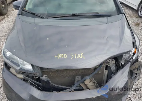 2015 Honda Fit Ex z USA, uszkodzony, nr VIN 3HGGK5G85FM715848